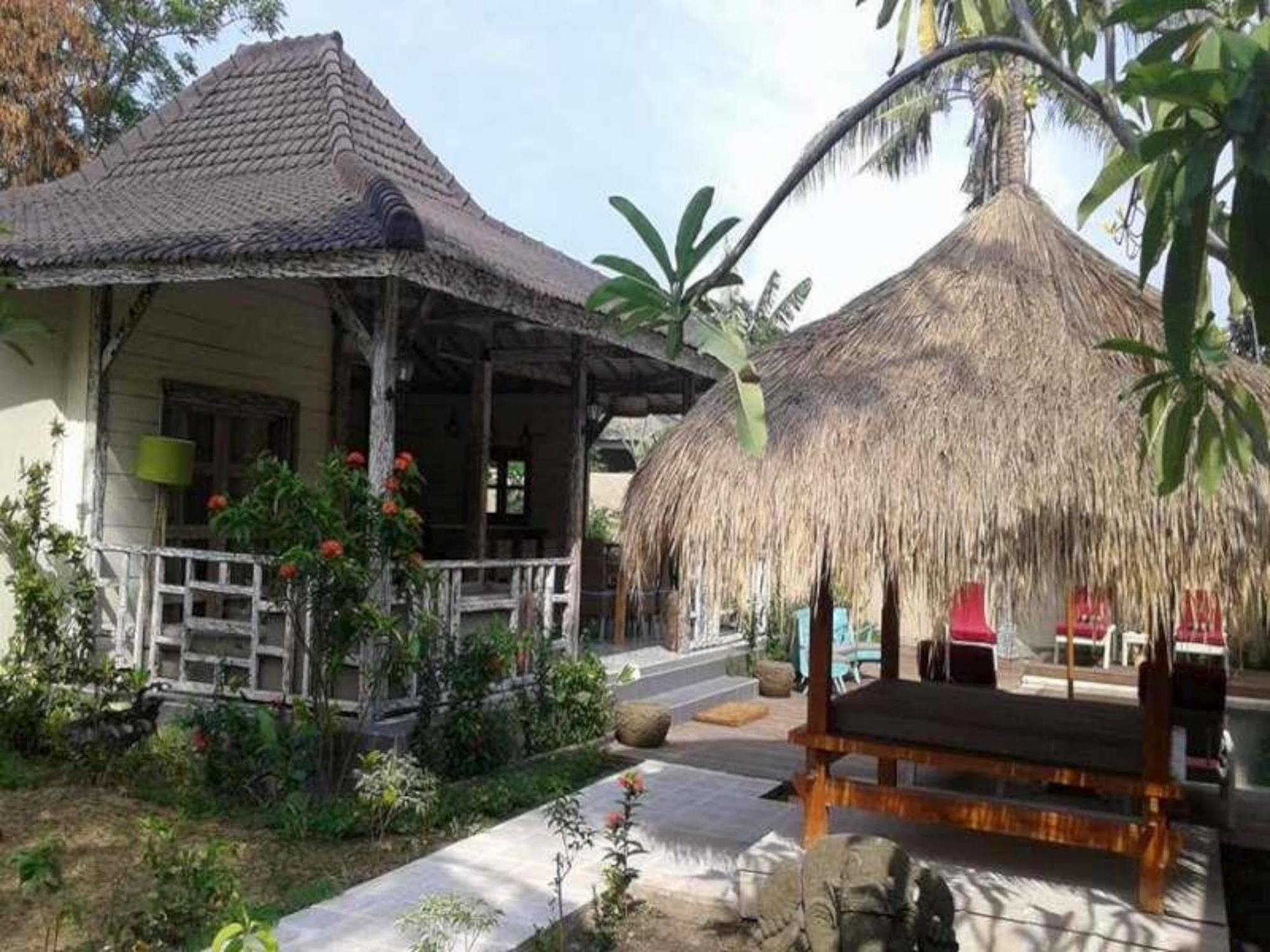 Scallywags Smugglers Gili Air Exterior foto